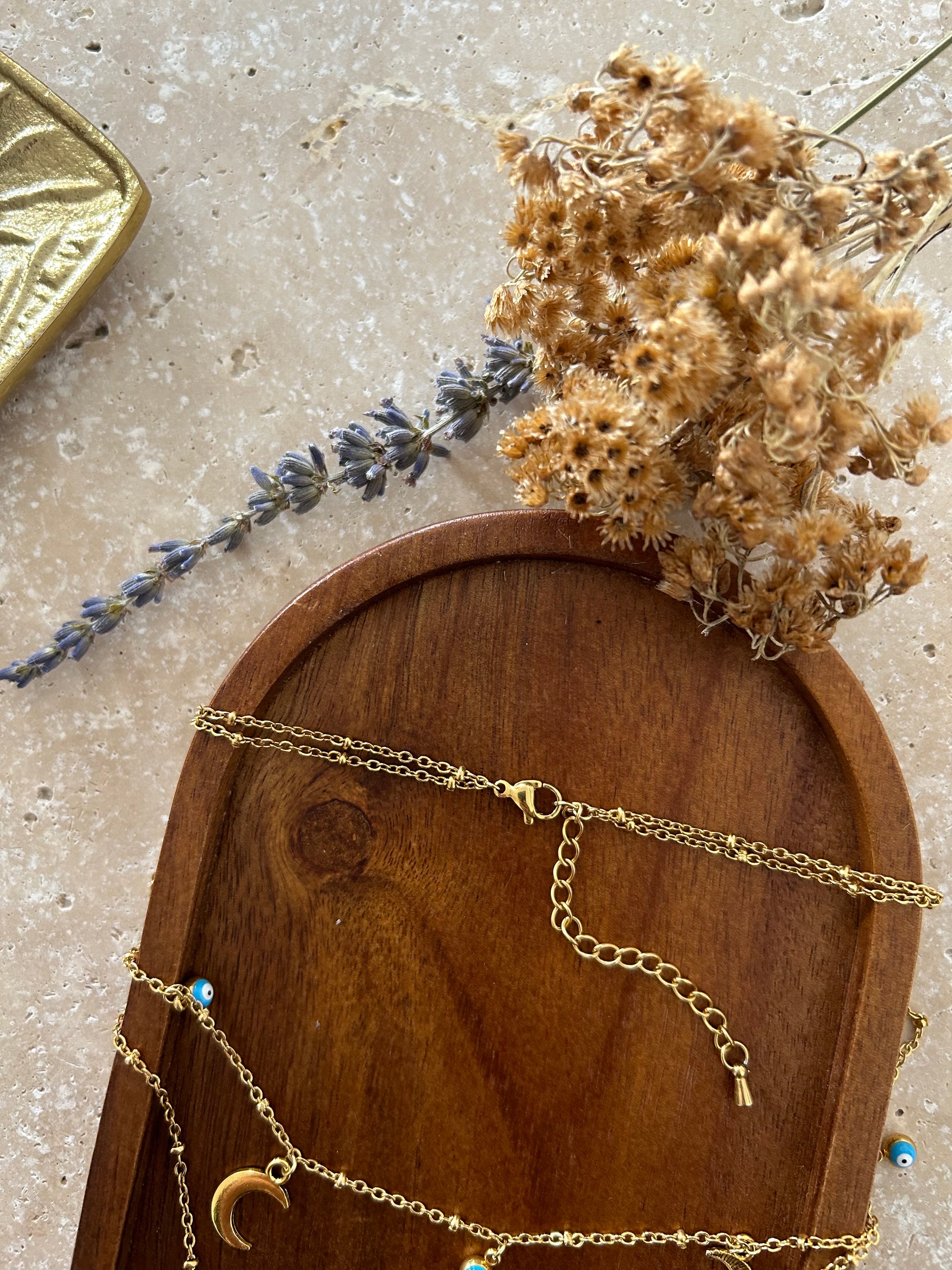 Collier Ochji è lune